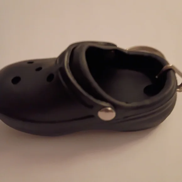 Croc Style Keychain - Picture 1 of 1